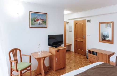 Zrece House | Triple Room with Balcony 107