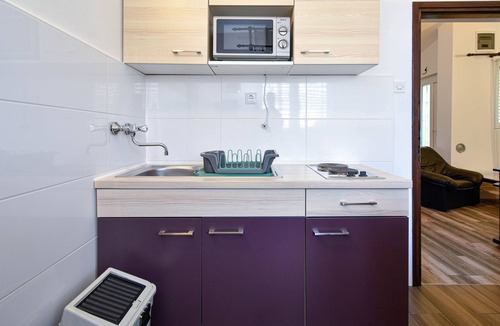Seline Apartment | Two bedroom apartment with terrace Seline, Paklenica (A-19984-a)