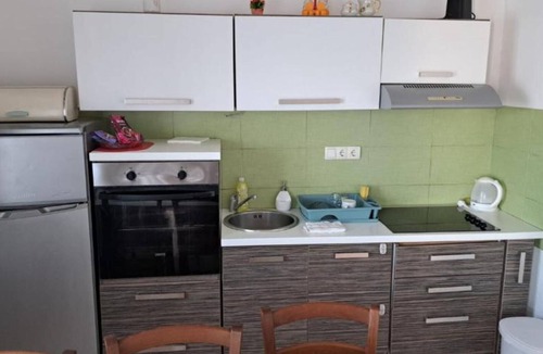 Stomorska Apartment | Two Bedroom Apartment With Terrace (Novi)