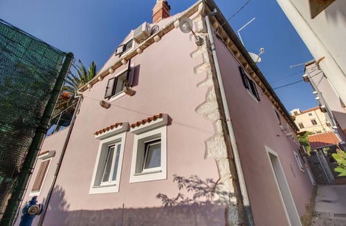 Cove Murtar Apartment | Two bedroom apartment with terrace Mali Lošinj, Lošinj (A-11880-a)