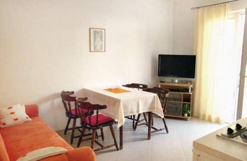 Baska Voda Apartment | Two bedroom apartment with balcony and sea view Baška Voda, Makarska (A-2709-b)