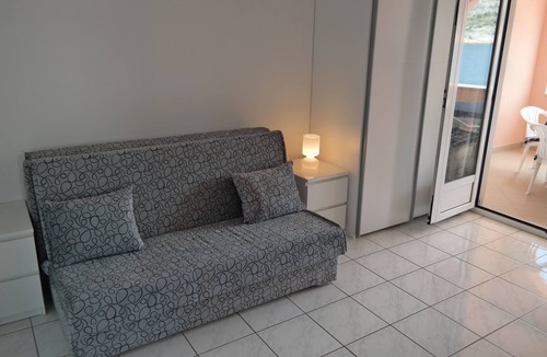 Razanj Apartment | Two bedroom apartment near beach Ražanj, Rogoznica (A-12280-c)