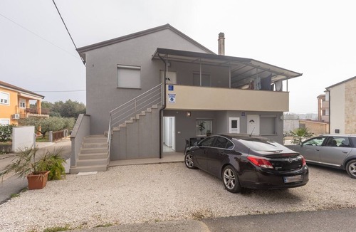 Basanija Apartment | Two bedroom apartment with terrace Bašanija, Umag (A-27263-b)