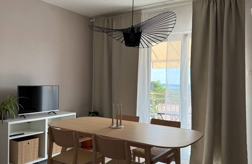 Viskovici Apartment | Two bedroom apartment with terrace and sea view Viskovici (Raša) (A-27473-a)