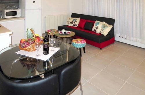 Arbanija Apartment | Two Bedroom Apartment with Shared Pool
