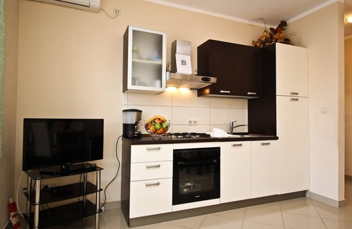 Soline Apartment | Two bedroom apartment with terrace Soline, Krk (A-19198-a)