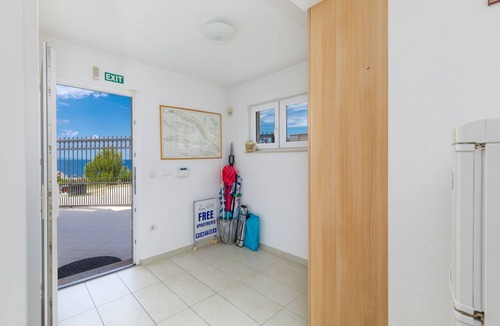 Drasnice Apartment | Two bedroom apartment with terrace and sea view Drašnice, Makarska (A-22517-a)
