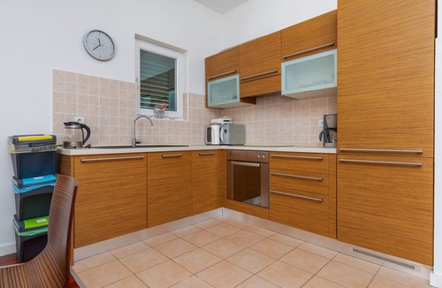 Drasnice Apartment | Two bedroom apartment with balcony and sea view Drašnice, Makarska (A-22517-b)