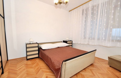 Jesenice Apartment | Two bedroom apartment with balcony and sea view Sumpetar, Omiš (A-2965-a)