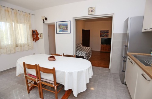 Lumbarda Apartment | Two bedroom apartment near beach Lumbarda, Korčula (A-4446-c)