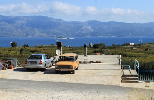 Lumbarda Apartment | Two bedroom apartment with terrace and sea view Lumbarda, Korčula (A-4376-a)