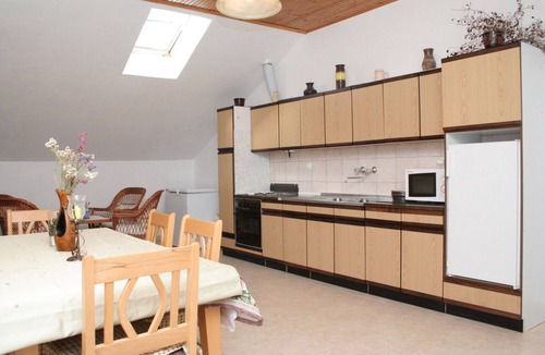 Lumbarda Apartment | Two bedroom apartment with terrace and sea view Lumbarda, Korčula (A-4445-b)