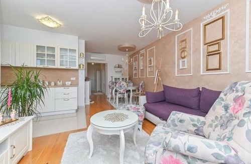 Bidol Apartment | Two bedroom apartment with balcony and sea view Makarska (A-27490-a)
