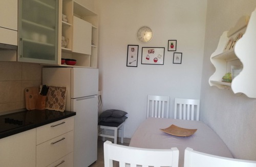 Bili brig Apartment | Two bedroom apartment with terrace Makarska (A-6767-b)