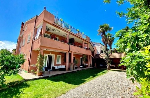 Novigrad Apartment | Two bedroom apartment near beach Novigrad (A-24877-a)