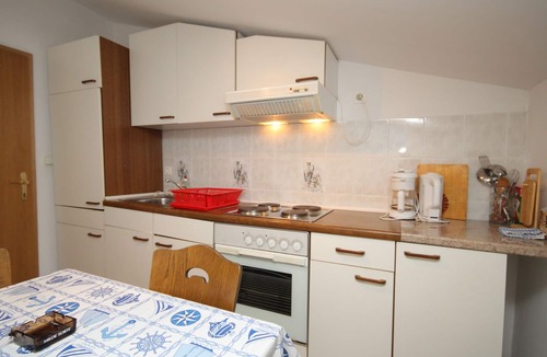 Buzinija Apartment | Two bedroom apartment with terrace and sea view Novigrad (A-7037-b)