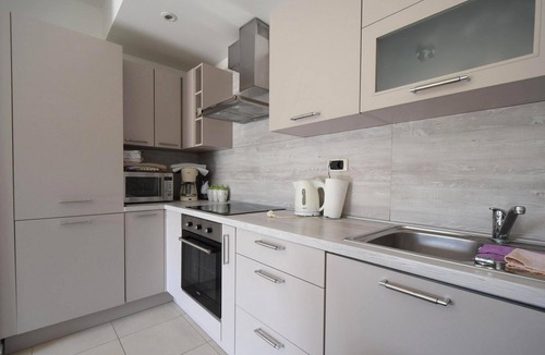 Omisalj Apartment | Two bedroom apartment with terrace Omišalj, Krk (A-20467-a)