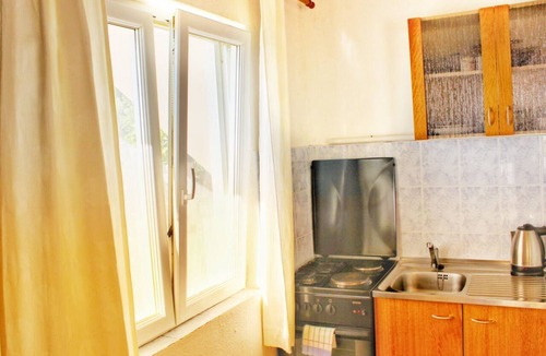 Zivogosce Apartment | two bedroom apartment with balcony and sea view Igraine