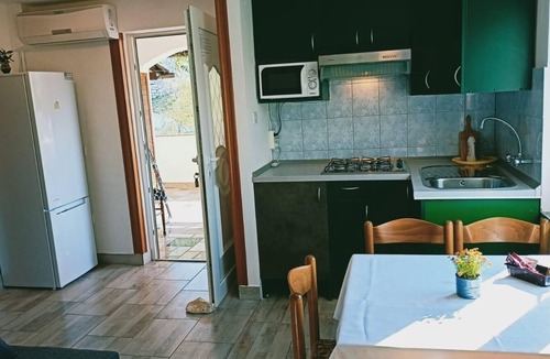 Vinjerac Apartment | Two bedroom apartment with terrace and sea view Vinjerac, Zadar (A-13985-c)