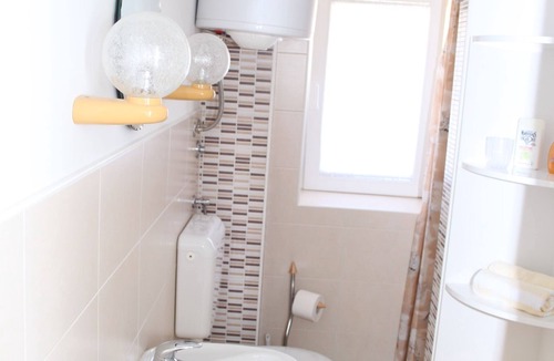 Vinjerac Apartment | Two bedroom apartment with air-conditioning Vinjerac, Zadar (A-14640-a)