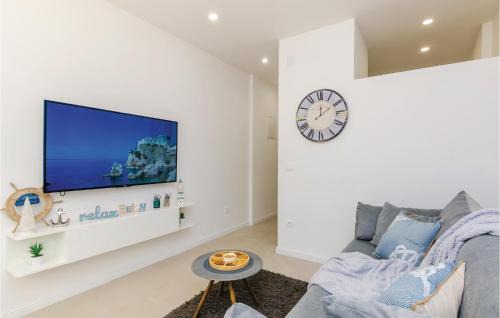 Prijevor Apartment | Two-Bedroom Apartment In Mokosica
