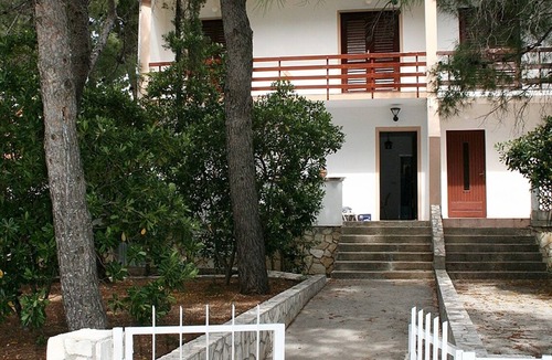 Stara Novalja Apartment | Two bedroom apartment near beach Stara Novalja, Pag (A-4110-a)