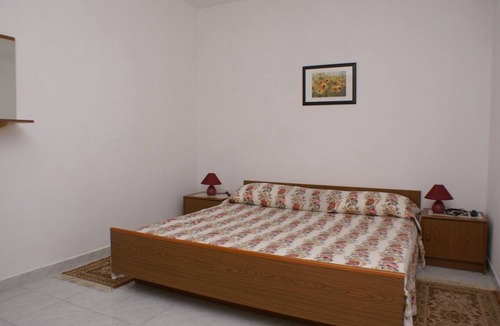 Novalja Apartment | Two bedroom apartment near beach Novalja, Pag (A-4114-b)
