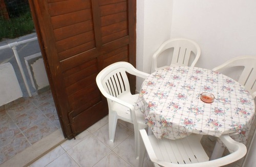 Novalja Apartment | Two bedroom apartment near beach Novalja, Pag (A-4114-c)
