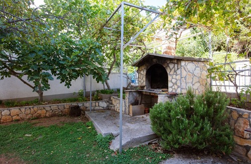 Pirovac Apartment | Two bedroom apartment near beach Pirovac, Šibenik (A-6447-a)
