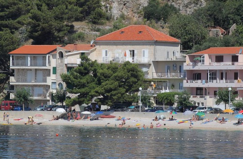 Podgora Apartment | Two bedroom apartment near beach Podgora, Makarska (A-6782-a)