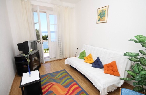 Podgora Apartment | Two bedroom apartment near beach Podgora, Makarska (A-6782-a)