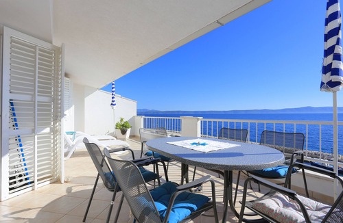 Podgora Apartment | Two bedroom apartment near beach Podgora, Makarska (A-11432-a)