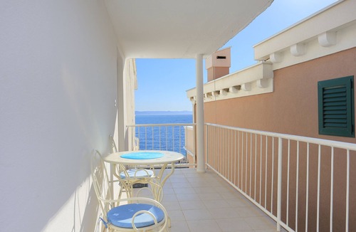 Podgora Apartment | Two bedroom apartment near beach Podgora, Makarska (A-11432-a)