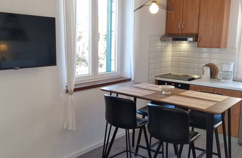 Postira Apartment | Two bedroom apartment near beach Postira, Brač (A-706-b)