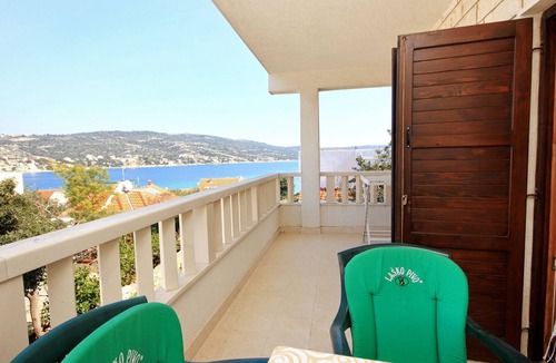 Sevid Apartment | Two bedroom apartment near beach Sevid, Trogir (A-9468-a)