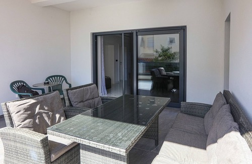 Srima Apartment | Two bedroom apartment near beach Srima - Vodice, Vodice (A-24956-a)