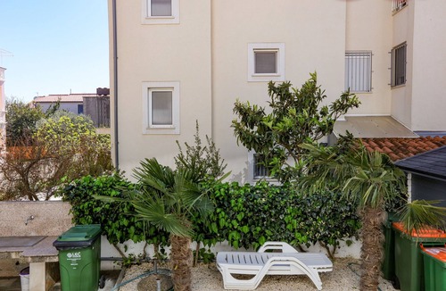 Srima Apartment | Two bedroom apartment near beach Srima - Vodice, Vodice (A-24956-a)