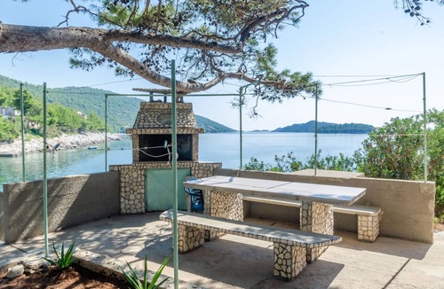 Blato Apartment | Two bedroom apartment near beach Cove Zaglav, Korčula (A-9320-c)