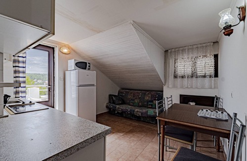 Zavalatica Apartment | Two bedroom apartment near beach Zavalatica, Korčula (A-183-b)