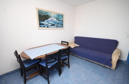 Kraj Apartment | Two bedroom apartment near beach Tkon, Pašman (A-8458-a)