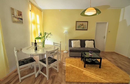 Otocac Apartment | Two bedroom apartment Otočac, Velebit (A-20246-a)