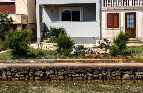 Ilovik Apartment | Two bedroom apartment with balcony and sea view Ilovik, Lošinj (A-25973-a)