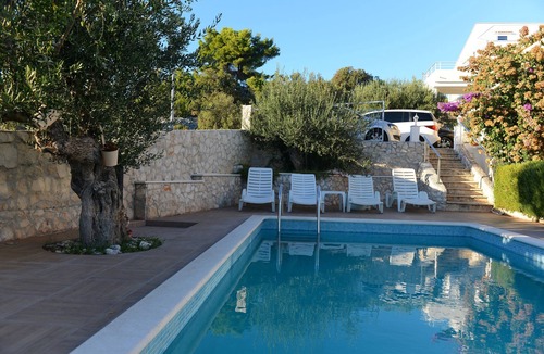 Sevid Apartment | Two bedroom apartment with a swimming pool Sevid, Trogir (A-21163-a)