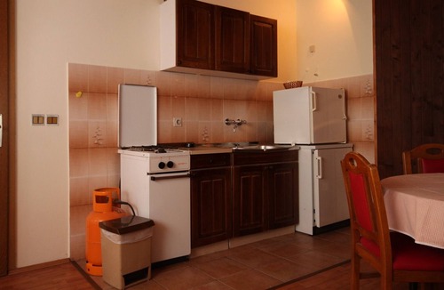 Zrce Apartment | Two bedroom apartment with terrace and sea view Novalja, Pag (A-6410-d)