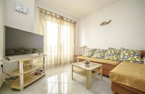 Povlja Apartment | Two bedroom apartment with a swimming pool by the beach Povlja (Brač) (A-24248-b)