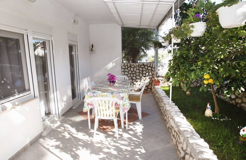 Slatine Apartment | Two bedroom apartment with terrace and sea view Slatine, Čiovo (A-972-a)