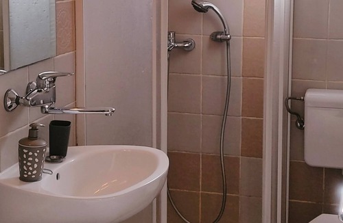 Vrboska Apartment | Two bedroom apartment with terrace Vrboska, Hvar (A-4012-b)