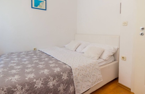 Jurandvor Apartment | Two bedroom apartment with terrace Baška, Krk (A-19474-a)