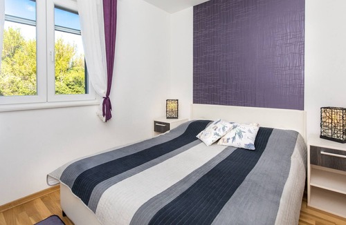 Jurandvor Apartment | Two bedroom apartment with terrace Baška, Krk (A-19672-a)