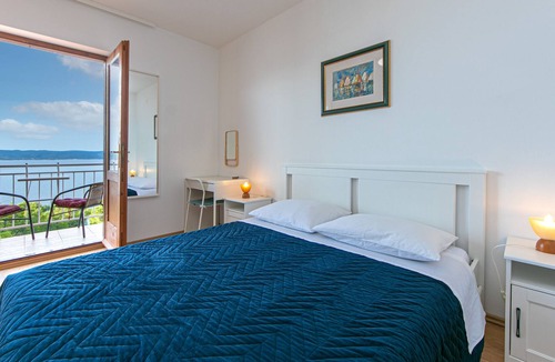 Brela Apartment | Two bedroom apartment with balcony and sea view Brela, Makarska (A-20060-a)